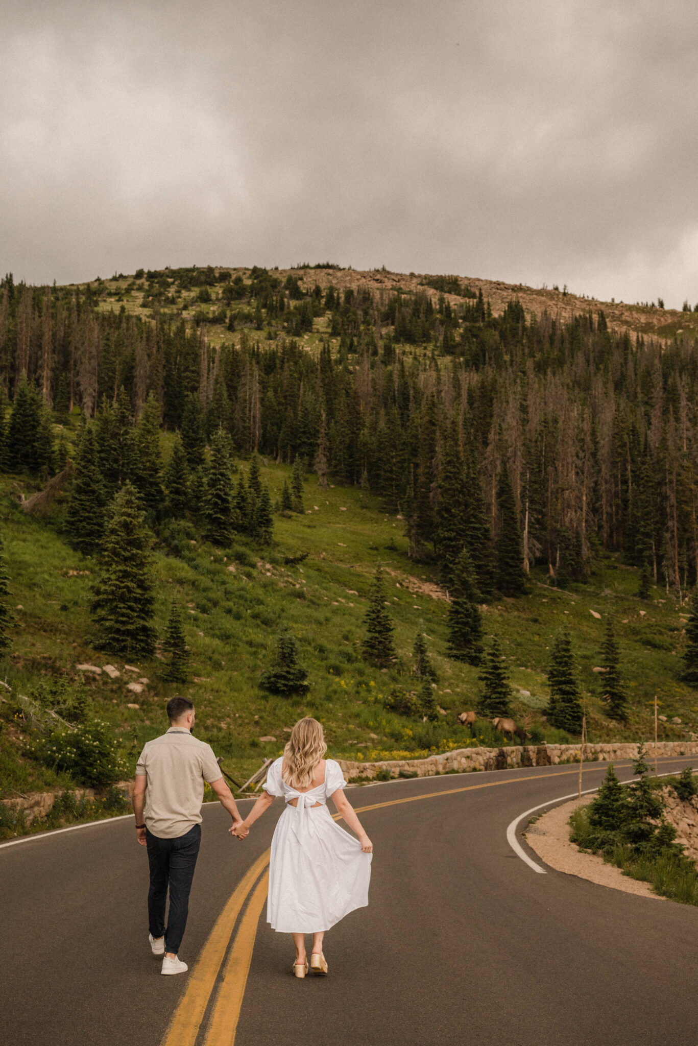 What To Wear For Your Colorado Engagement Photos