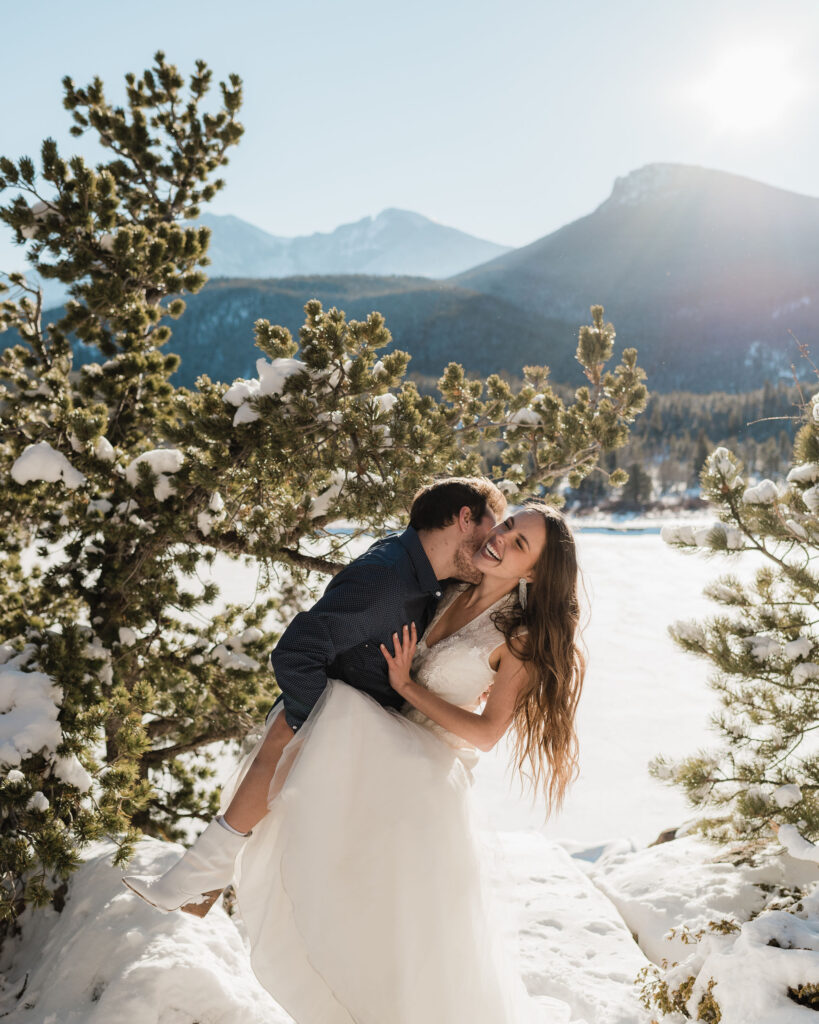 couples photos in colorado mountains